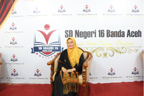 Sri Darwina Hanum, S.Pd